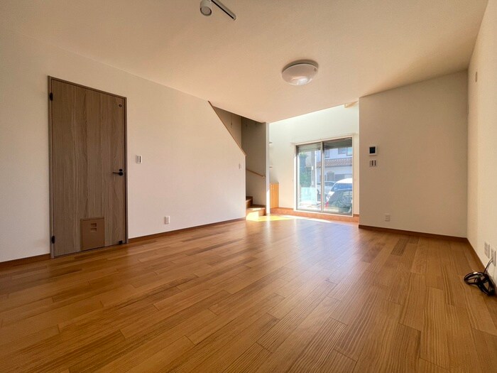 物件内観写真8　(居室)