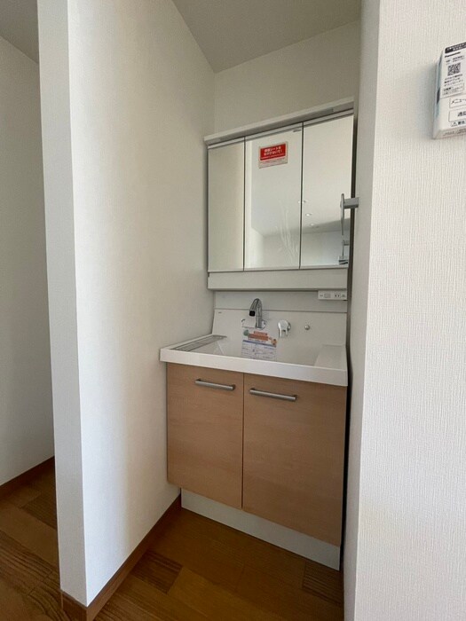 物件内観写真13　(洗面)