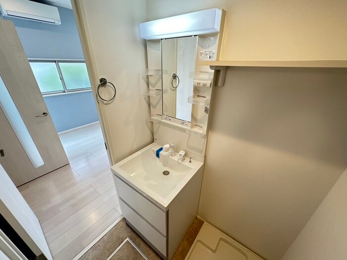 物件内観写真13　(洗面)