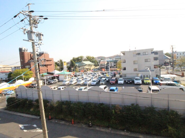 物件内観写真22　(室内からの展望)