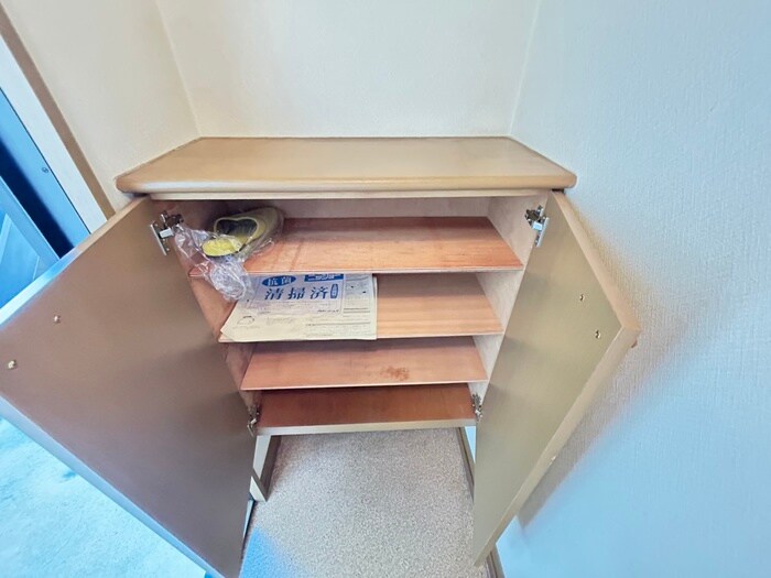 物件内観写真20　(靴箱)