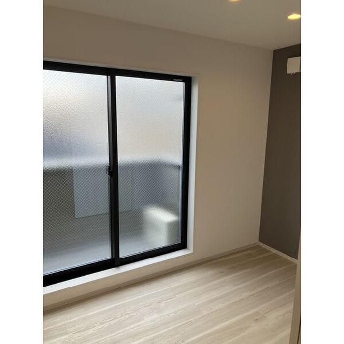 物件内観写真3　(居室)