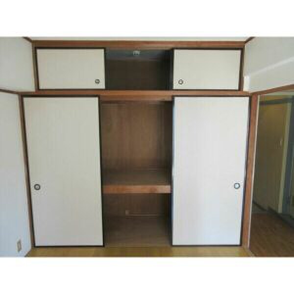 物件内観写真15　(収納)