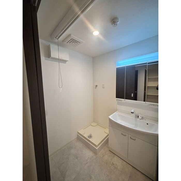 物件内観写真9　(洗面)