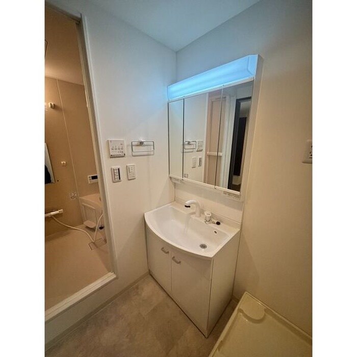 物件内観写真10　(洗面)