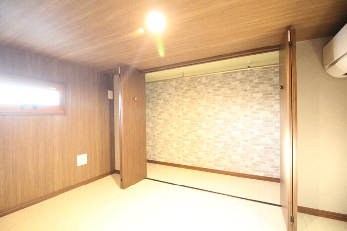 物件内観写真10　(収納)