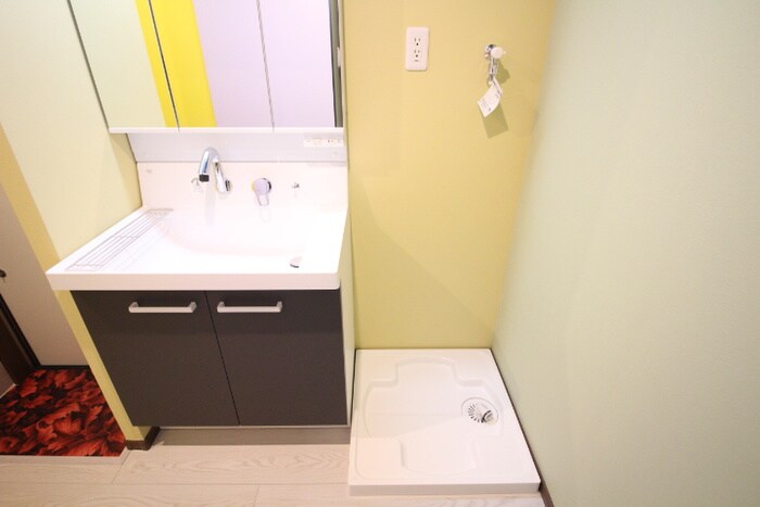 物件内観写真11　(洗濯機置場)