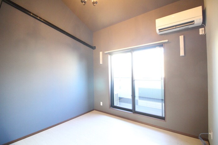 物件内観写真19　(居室)