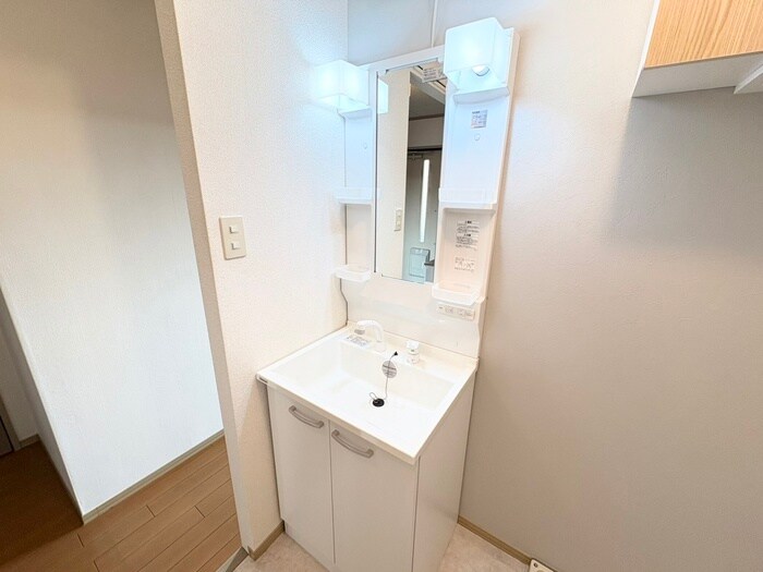 物件内観写真12　(洗面)