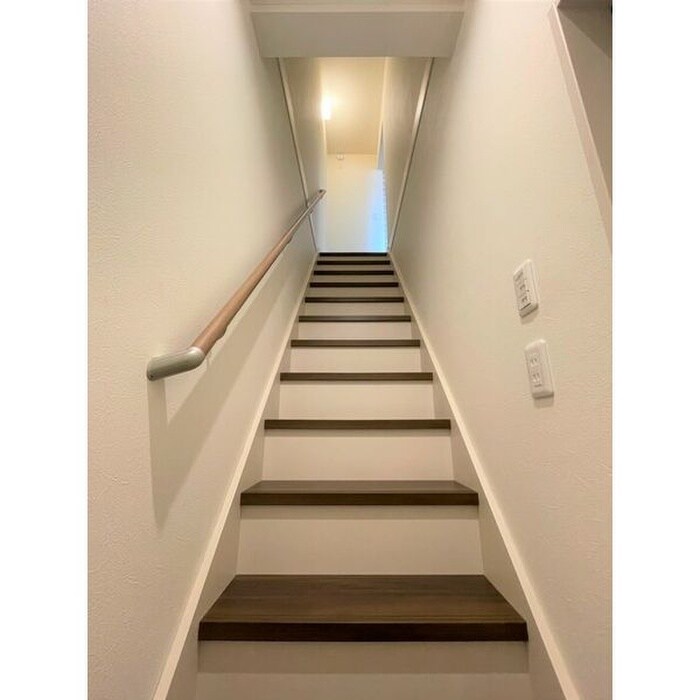 物件内観写真5　(廊下)