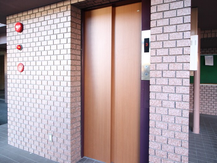 物件外観写真5　(建物設備)