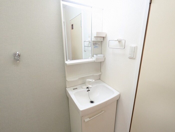 物件内観写真12　(洗面)