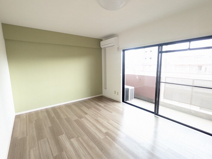 物件内観写真21　(居室)