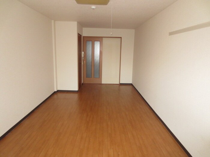 物件内観写真5　(居室)