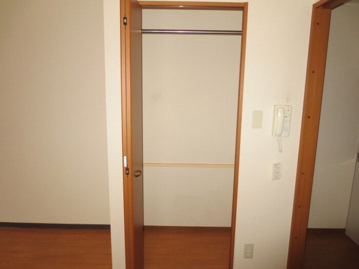 物件内観写真6　(収納)
