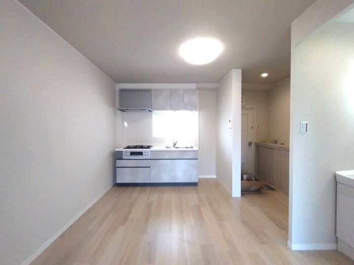 物件内観写真8　(居室)