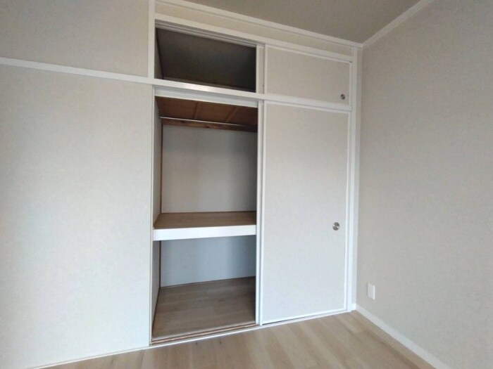 物件内観写真11　(収納)