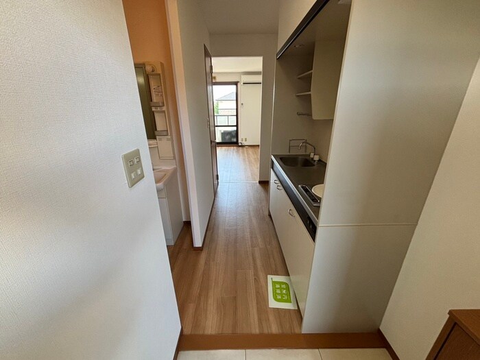 物件内観写真19　(廊下)