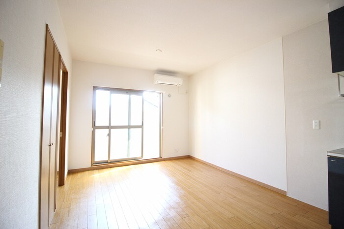 物件内観写真15　(居室)