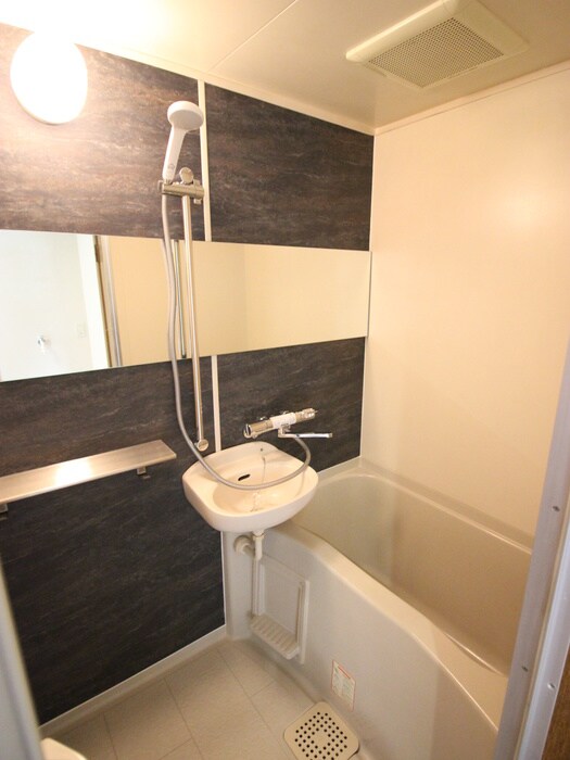 物件内観写真11　(バス／シャワールーム等)