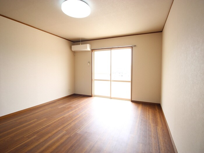 物件内観写真19　(居室)