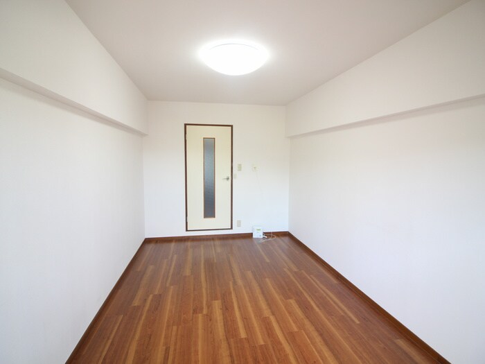 物件内観写真5　(居室)