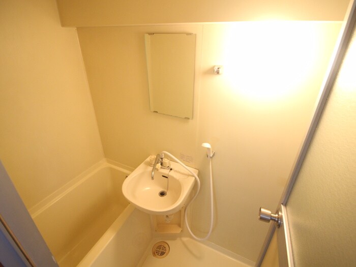 物件内観写真9　(バス／シャワールーム等)