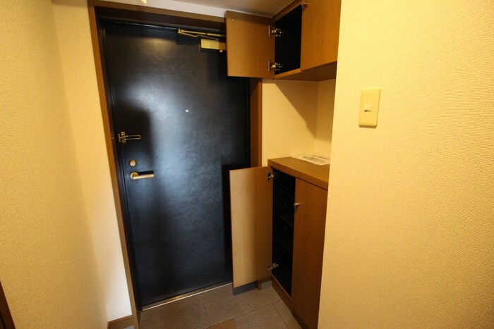 物件内観写真18　(靴箱)