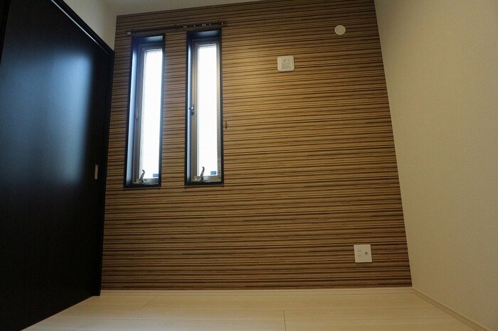 物件内観写真10　(居室)