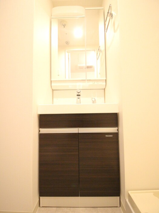 物件内観写真12　(洗面)