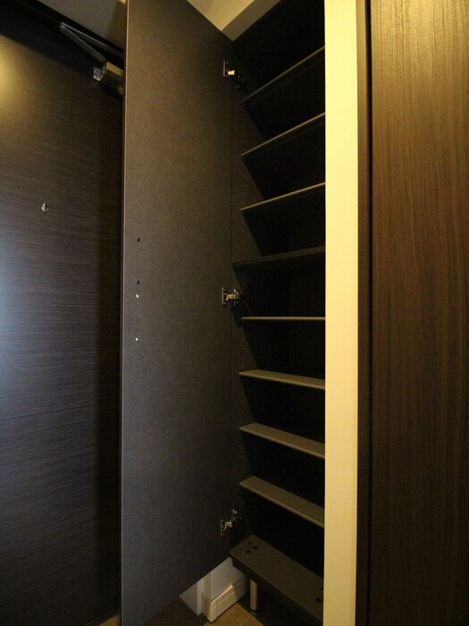 物件内観写真17　(靴箱)