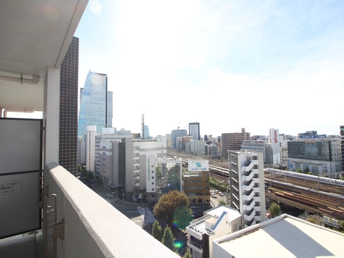 物件内観写真21　(室内からの展望)