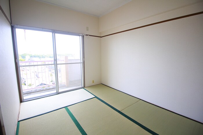 物件内観写真9　(居室)