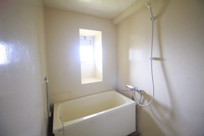 物件内観写真10　(バス／シャワールーム等)
