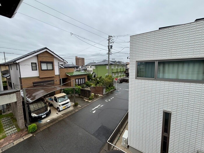 物件内観写真15　(室内からの展望)