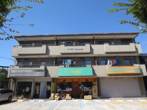 ランブルTANAKA外観写真