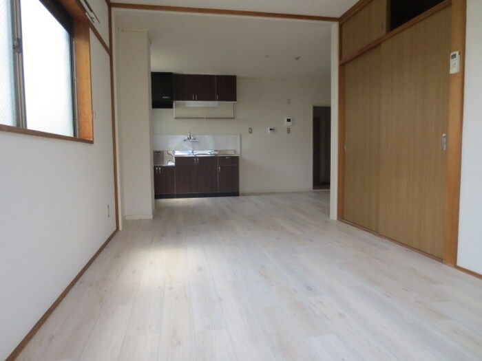 物件内観写真8　(居室)