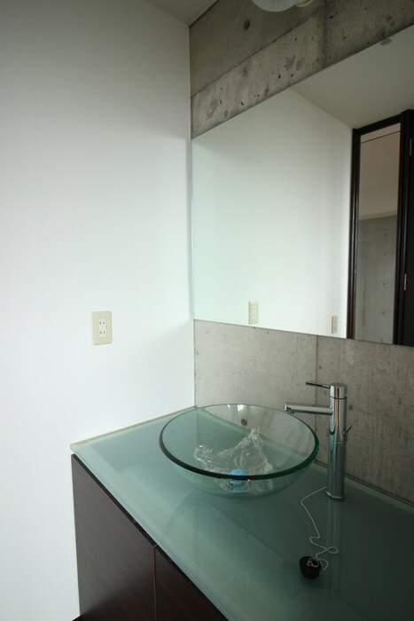 物件内観写真12　(洗面)