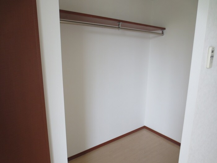 物件内観写真14　(収納)