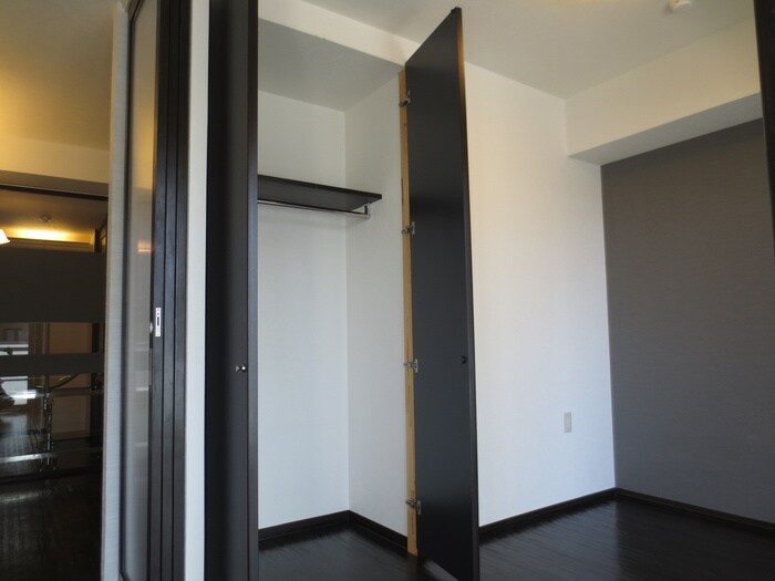 物件内観写真15　(収納)