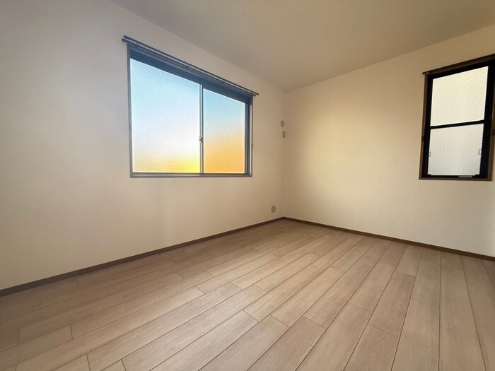 物件内観写真9　(居室)