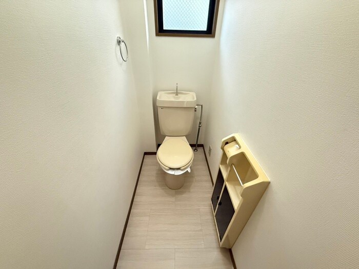 物件内観写真14　(トイレ)