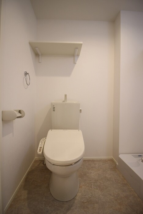 物件内観写真12　(トイレ)