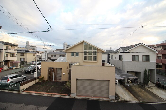 物件内観写真22　(室内からの展望)