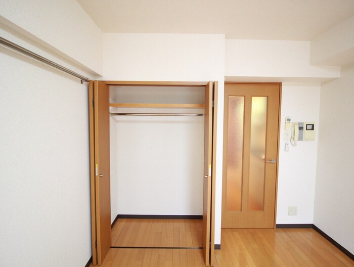 物件内観写真12　(収納)