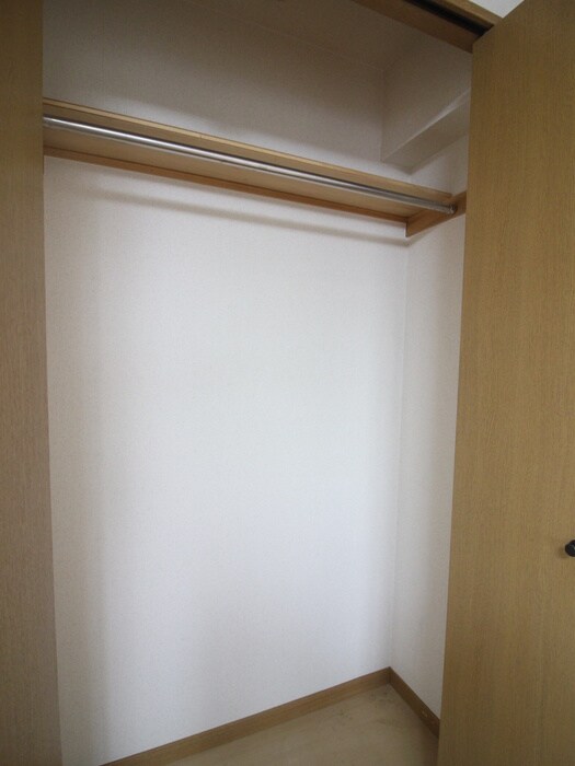 物件内観写真9　(収納)