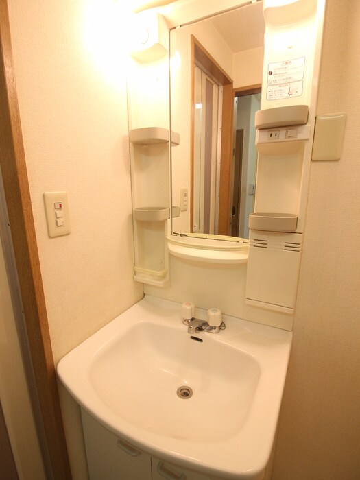 物件内観写真13　(洗面)