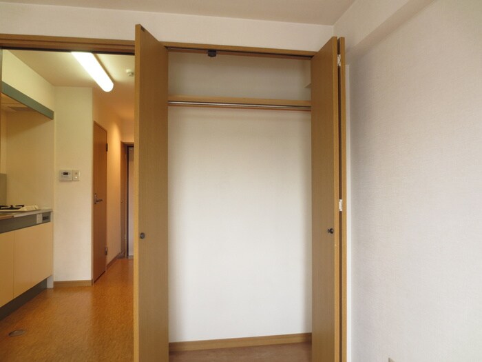 物件内観写真15　(収納)
