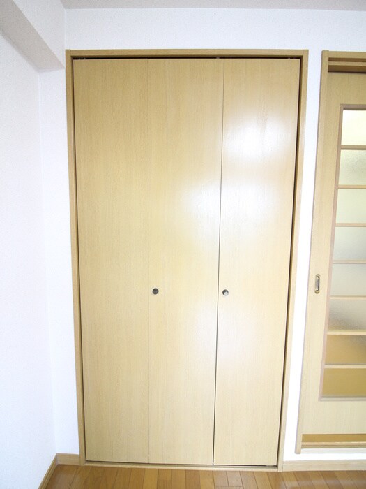 物件内観写真16　(収納)