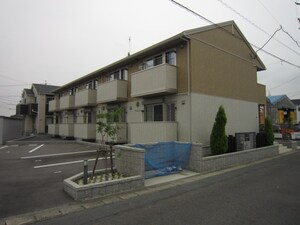 クレヴィア外観写真